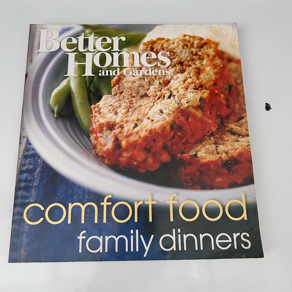 Better Homes and Gardens Comfort Food Cookbook - Blue and Brown
